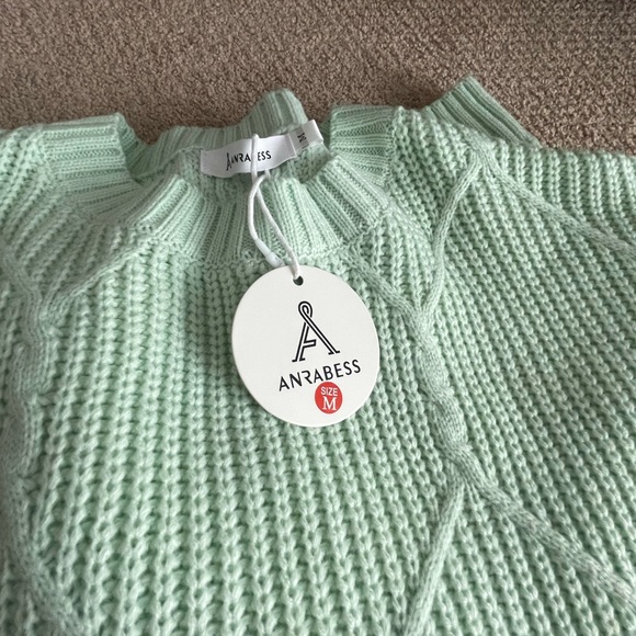Anrabess Woman’s Size M, mint green sweater. - Picture 4 of 6